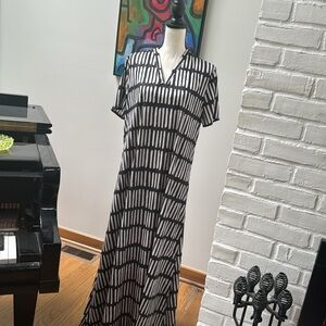 Tribal Dress size L (tag says xl - runs small)